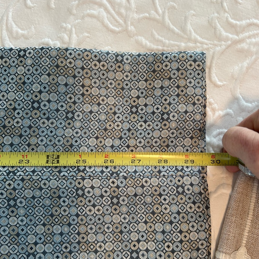 Talbots 100% Pure Silk Geometric Patterned Pants size 8, Blue/Gray, Luxury - Picture 7 of 8